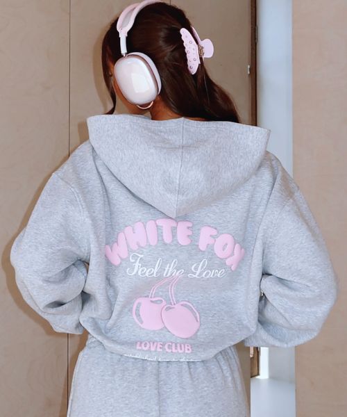 Cozy Looks With White Fox Hoodie
